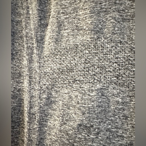 Athleta Seamless Tank size XS / Stretch Athletic Sleeveless Top XS/S - Picture 2 of 9